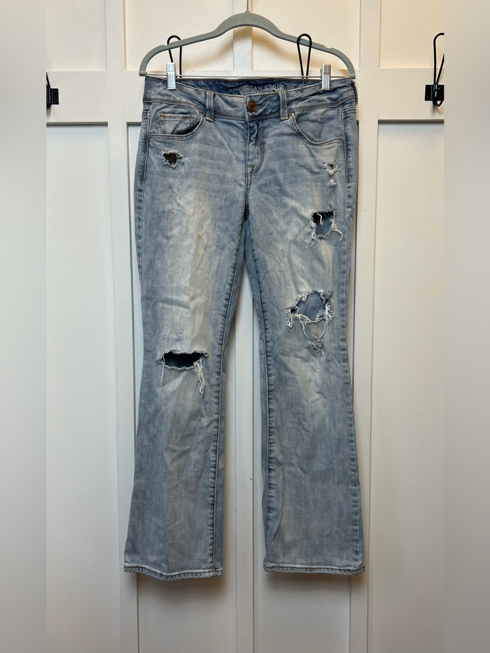 American Eagle Womens Size 10 Kickboot Bootcut Jeans Denim Light Wash Distressed